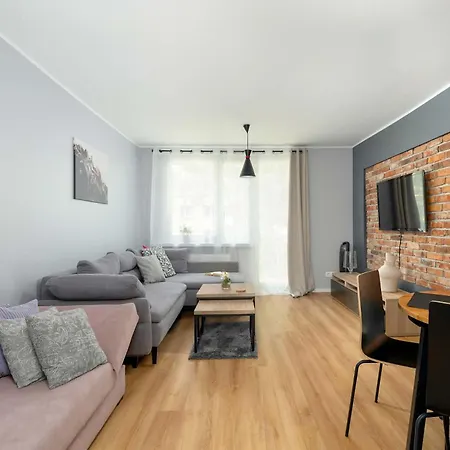 Modern Jaworowa Perfect For Remote Work By Renters Познань